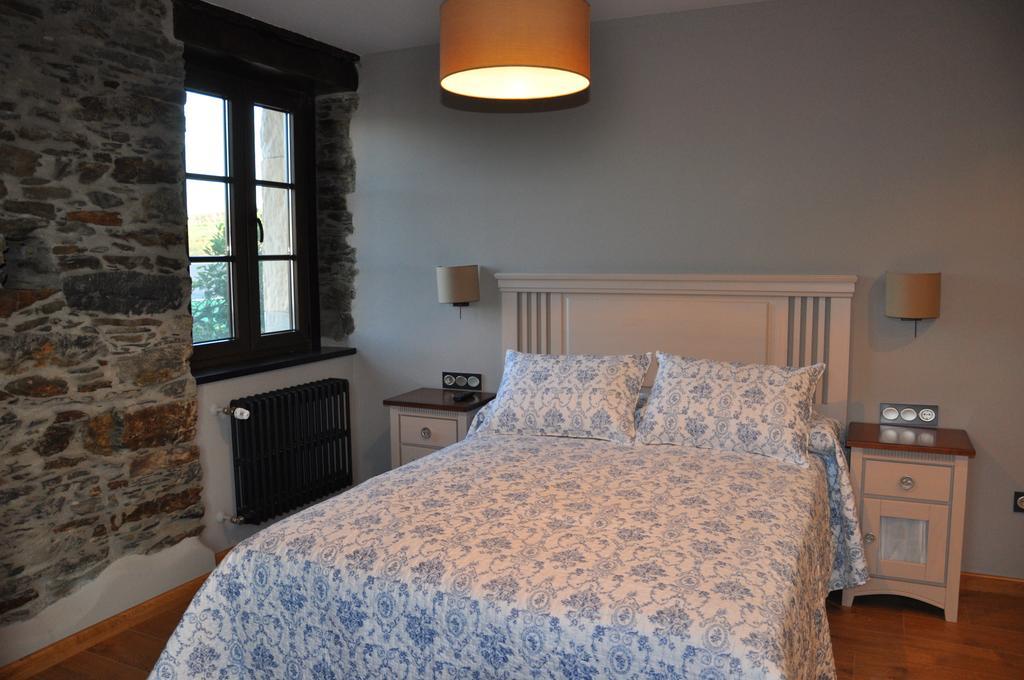 Casa Pacho Apartamentos Rurales Luarca Zimmer foto